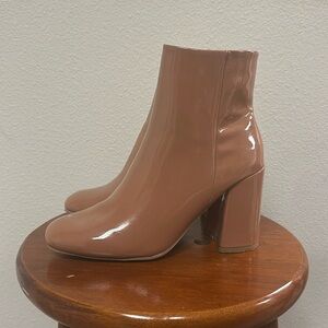 Madden Girl taupe boots